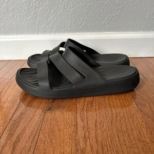Crocs Getaway Sandals Slides Slip On Shoes Women’s Size 10 Black